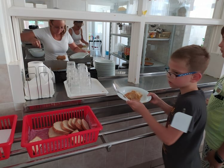 Ifjúsági és Vakációs Bibliahét 19